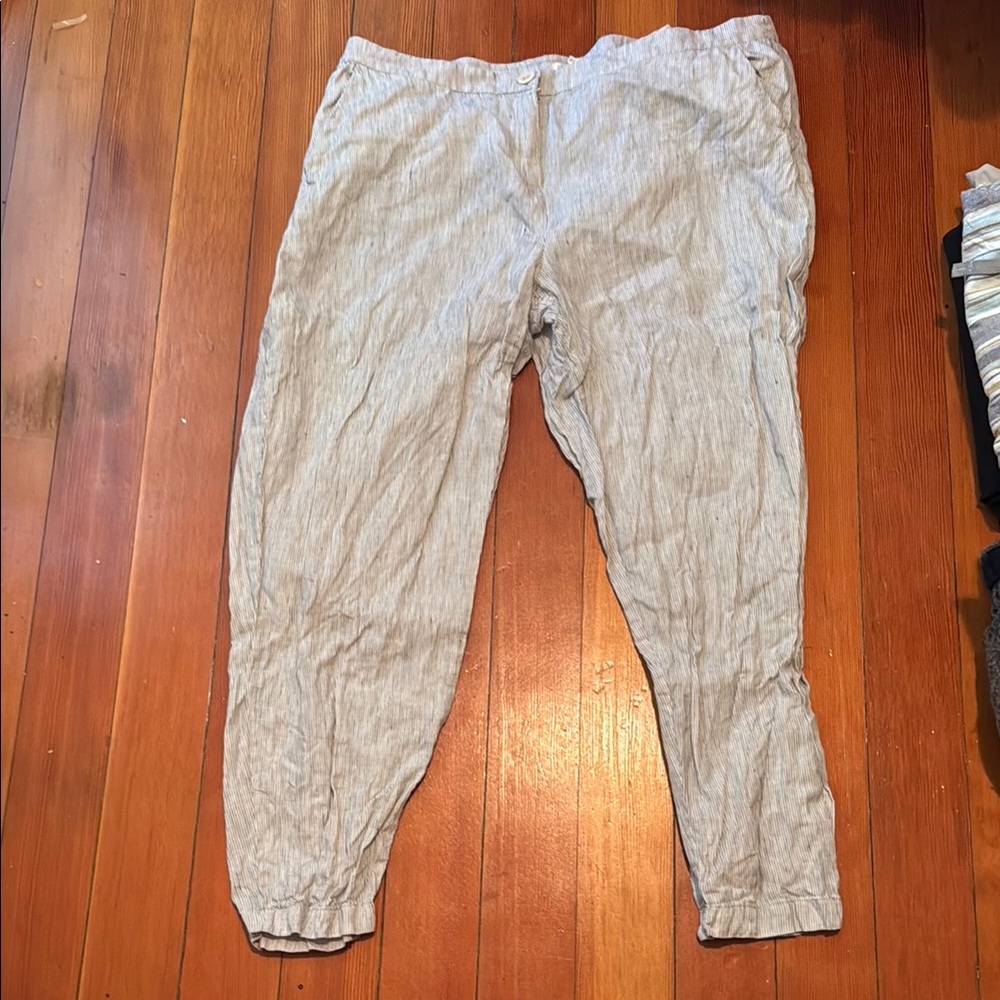 Women’s  Gray Pants